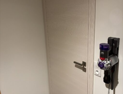 Menuiserie : pose de porte intérieure à Saint-Raphaël