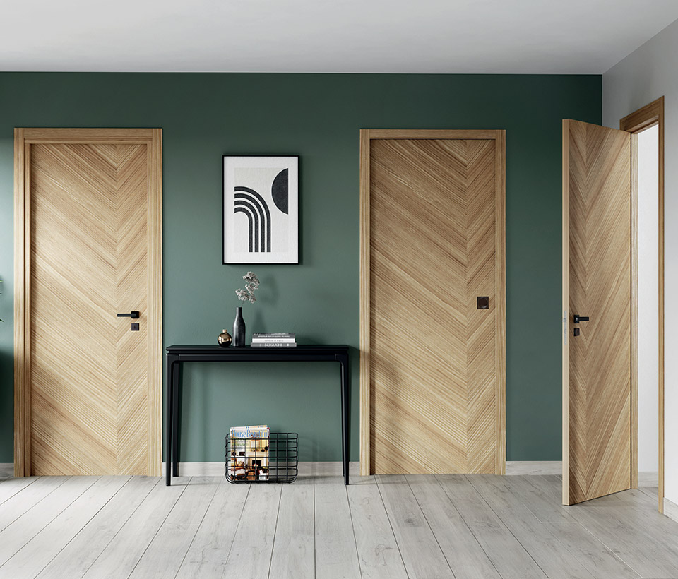 Menuisier pour installation de porte intérieure à Draguignan